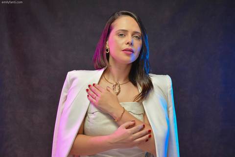 Emily Fanti , autoconhecimento, construção de imagem, Consultora Raquel Martins, Consultoria de Estilo, Cores, Ensaio fotográfico em São Paulo, Estilo e Imagem, Estudio em SP, Estúdio fotográfico, Imagem, Personalidade, retrato profissional'
