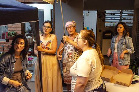 confraternização, culinária, culinária portuguesa, emily fanti, encontro de família, festa, festa de família, filhoses, fotografia de família, fotografia documental, receita de família, registro fotográfico, reunião familiar, tradição'