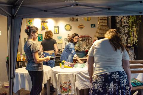 confraternização, culinária, culinária portuguesa, emily fanti, encontro de família, festa, festa de família, filhoses, fotografia de família, fotografia documental, receita de família, registro fotográfico, reunião familiar, tradição'