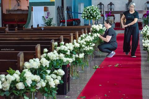 cobertura fotográfica, decor, decoração, decoração de igreja, decoradora, emily fanti, flores, florista, flowers, fotografia de casamento, fotografia de flores, montagem de decoração, noivas, rosas, foto de flores, decoração de casamento, decor casamento'