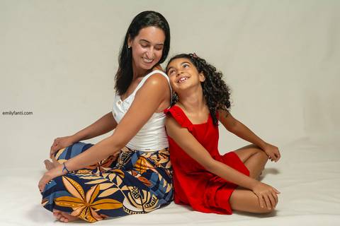 dia das mães, emily fanti, ensaio de família, ensaio feminino, ensaio fotográfico, ensaio fotográfico de família, estúdio fotográfico em sp, família, foto de família, mulheres, maternidade, matriarca, maternar, gerações, amor, amor de mãe, foto de familia'