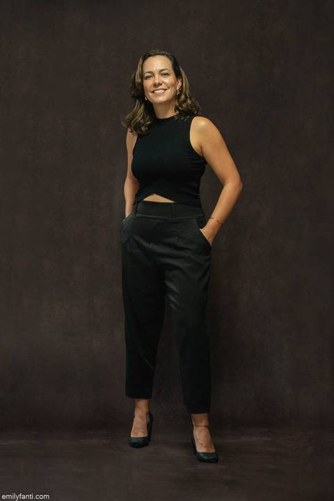 emily fanti, ensaio fotográfico, ensaio profissional em são paulo, estudio fotográfico em sp, foto de perfil, foto para linkedin, fotografia de estudio, fotografia feminina, fotografia profissional, arquitetura, retrato de arquiteto, foto de arquiteta'