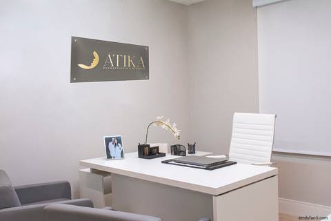 business, clínica médica, consultório médico, dermatologia, emily fanti, ensaio de médico, ensaio profissional, foto de consultório médico, foto de médico, foto profissional em são paulo, foto profissional em sp, retrato de médico, retrato área da saúde'