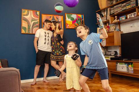 emily fanti, ensaio de família, ensaio fotográfico, ensaio fotográfico de família, estúdio fotográfico em sp, família, foto de família, maternidade, matriarca, maternar, gerações, amor, amor de mãe, foto de familia, ensaio documental, ensaio em casa'
