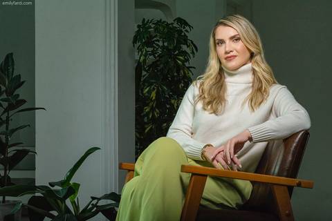 business, consultório médico, emily fanti, ensaio de médico, ensaio profissional, foto de consultório médico, foto de médico, foto profissional em são paulo, fotografia para profissionais da saúde, ginecologista, linkedin, médico, retrato de medico'