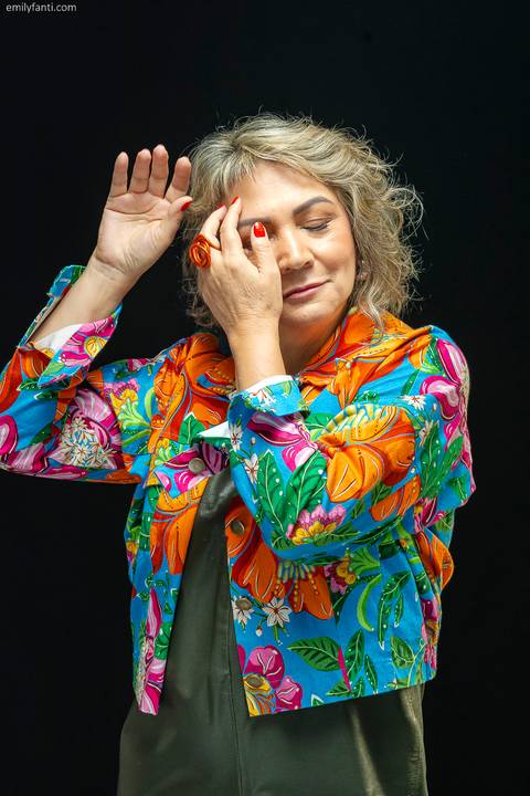 aide torres, casamento às cegas, ensaio fotográfico, formação de plateia, foto de estudio em sp, fotografia profissional, retrato, retrato profissional, formadora de platéia, netflix, retrato para atores, fotografia de teatro, teatro, emily fanti'