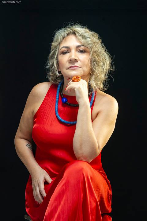 aide torres, casamento às cegas, ensaio fotográfico, formação de plateia, foto de estudio em sp, fotografia profissional, retrato, retrato profissional, formadora de platéia, netflix, retrato para atores, fotografia de teatro, teatro, emily fanti'