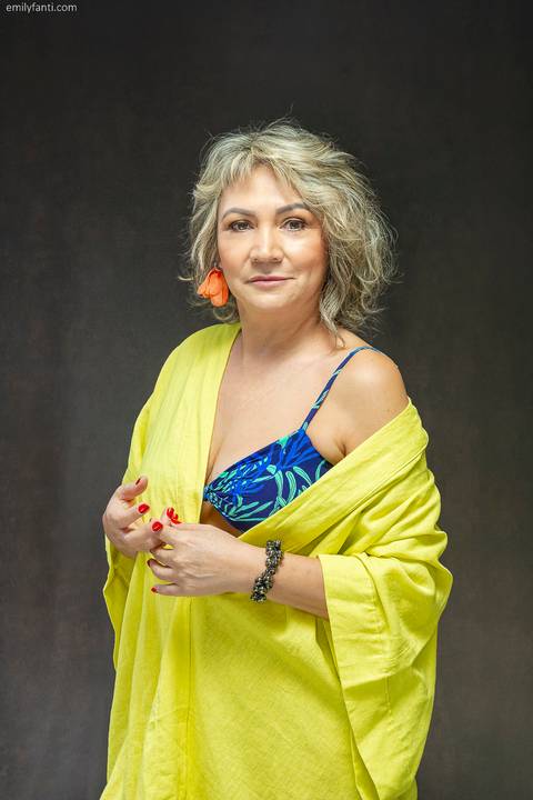 aide torres, casamento às cegas, ensaio fotográfico, formação de plateia, foto de estudio em sp, fotografia profissional, retrato, retrato profissional, formadora de platéia, netflix, retrato para atores, fotografia de teatro, teatro, emily fanti'