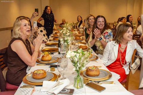 aniversário de 70 anos, clube athletico paulistano, aniversário adulto, clube athletico paulistano, cobertura de aniversário, emily fanti, ensaio de aniversário, estudio em são paulo, aniversário 80 anos, aniversário 90 anos, fotografo de aniversário'