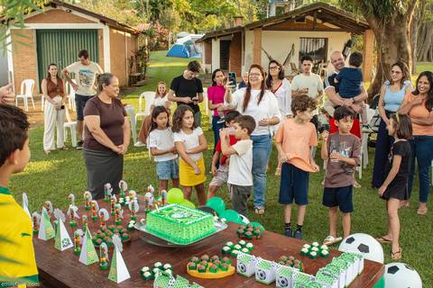 acampamento de aniversário, aniversário infantil, aniversário no campo, aniversário no sítio, churrasco de aniversário, emily fanti, fotografia de aniversário, fotografia de aniversário no campo, fotografia de família, fotografia documental'