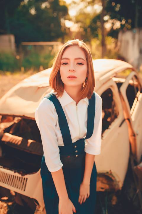 ensaio Vanusa, um ensaio urbano cheio de fortes expressões, uma pegada vintage'