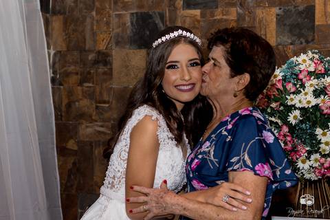 Festa de 15 anos; debutante; 15 anos; adolescentes; menina; garotas; festa; familia; eventos'