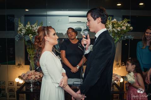 casamento; flores; casório; uberaba; casamento uberaba; minas gerais; brasil; casamentos; noiva; noivo; casados; vestido de noiva; terno e gravata; vestida de branco;'