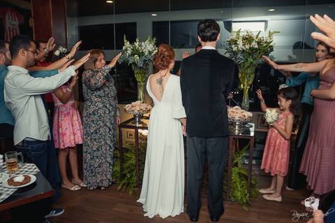 casamento; flores; carório; uberaba; casamento uberaba; minas gerais; brasil; casamentos; noiva; noivo; casados; vestido de noiva; terno e gravata; vestida de branco;'