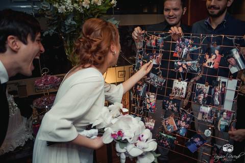 casamento; flores; carório; uberaba; casamento uberaba; minas gerais; brasil; casamentos; noiva; noivo; casados; vestido de noiva; terno e gravata; vestida de branco; madrinhas; amigas; amizade;; familia;'