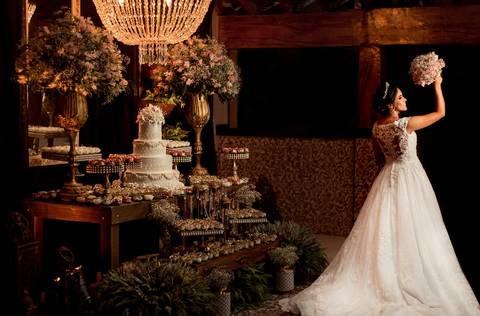 a hora de jogar o buquê'