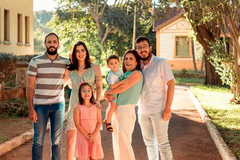 momento familiar na fazenda modelo'
