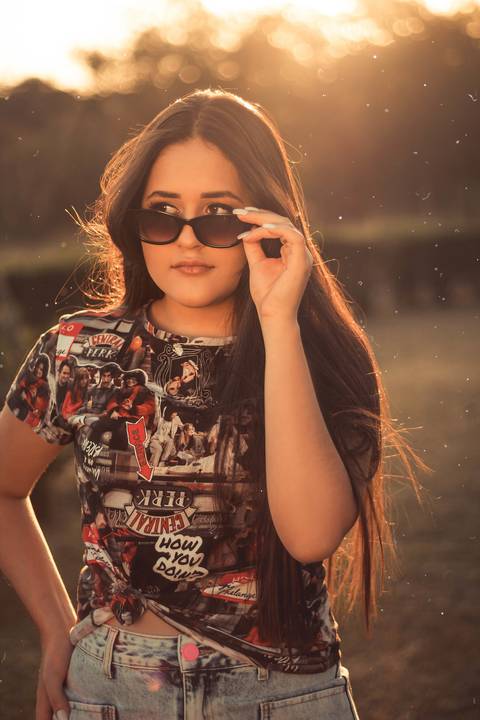 foto com óculos de sol'