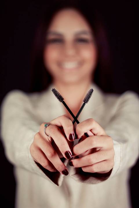 foto bussiness de profissional lash designer '