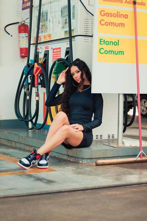 foto no posto de gasolina'