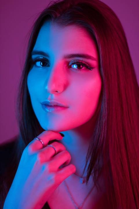 foto com efeito rosa
'