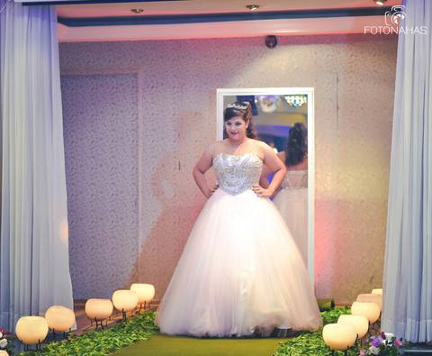 debutante 15 anos'