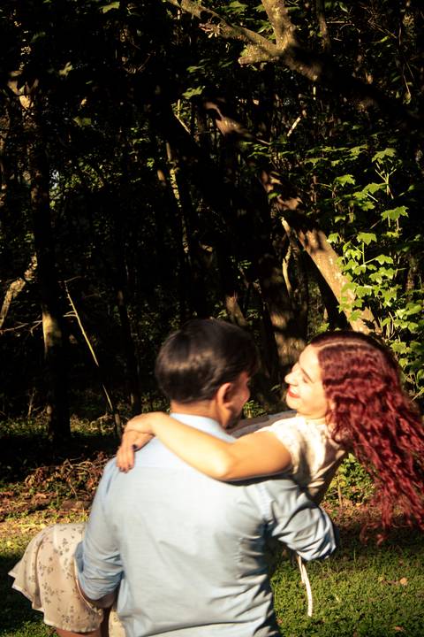 Fotos de casal leves e naturais'