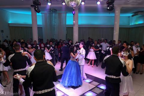 SKJ Fotografia - 15 anos - Buffet Kristal'