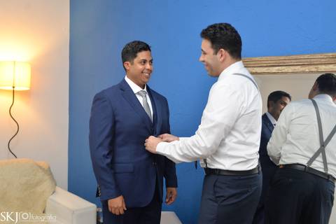 SKJ Fotografia - Makinf of noivo - Maison Saint Germain'