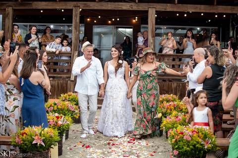 SKJ FOTOGRAFIA - CASAMENTO NA PRAIA DE PERUIBE - SP'