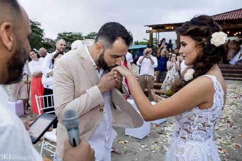 SKJ FOTOGRAFIA - CASAMENTO NA PRAIA DE PERUIBE - SP'