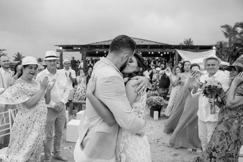 SKJ FOTOGRAFIA - CASAMENTO NA PRAIA DE PERUIBE - SP'