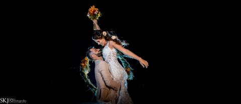 SKJ FOTOGRAFIA - CASAMENTO NA PRAIA DE PERUIBE - SP'