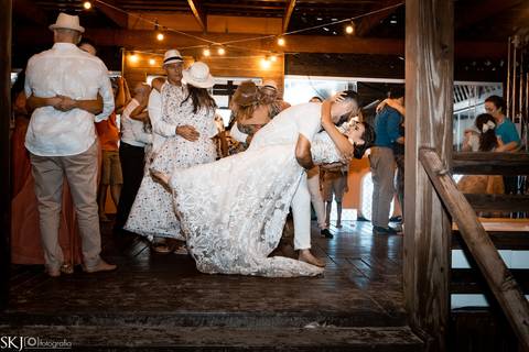 SKJ FOTOGRAFIA - CASAMENTO NA PRAIA DE PERUIBE - SP'