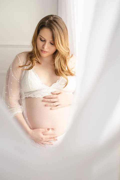 Estúdio de fotografia de gestante, ensaio gestante, ensaio gestante luz natural, fotógrafa gestante, São José do Rio Preto, Ana Rocchi Fotografia'