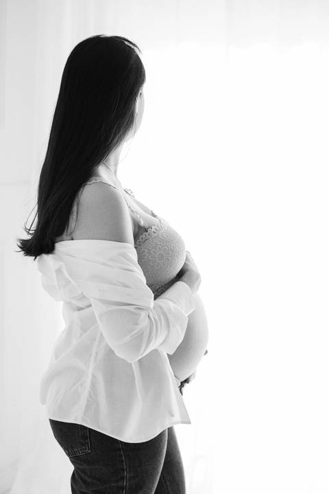 Estúdio de fotografia de gestante, ensaio gestante, ensaio gestante luz natural, fotógrafa gestante, São José do Rio Preto, Ana Rocchi Fotografia'