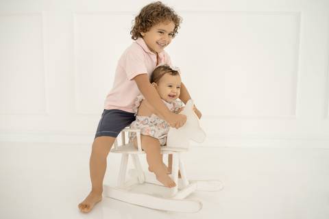 Ensaio acompanhamento bebê, ensaio bebê lifestyle, ensaio newborn estúdio, ensaio bebê natural, fotógrafo bebê, fotógrafo bebê luz natural, fotógrafo bebê e família, São José do Rio Preto, Ana Rocchi Fotografia'