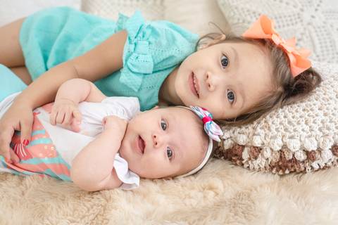 Ensaio acompanhamento bebê, ensaio bebê lifestyle, ensaio newborn estúdio, ensaio bebê natural, fotógrafo bebê, fotógrafo bebê luz natural, fotógrafo bebê e família, São José do Rio Preto, Ana Rocchi Fotografia'