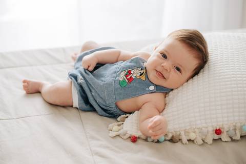 Ensaio acompanhamento bebê, ensaio bebê lifestyle, ensaio newborn estúdio, ensaio bebê natural, fotógrafo bebê, fotógrafo bebê luz natural, fotógrafo bebê e família, São José do Rio Preto, Ana Rocchi Fotografia'