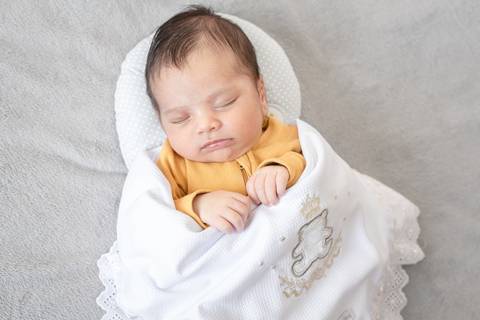 Ensaio newborn natural, ensaio newborn lifestyle, ensaio newborn em casa, ensaio acompanhamento bebês, São José do Rio Preto, Ana Rocchi Fotografia'