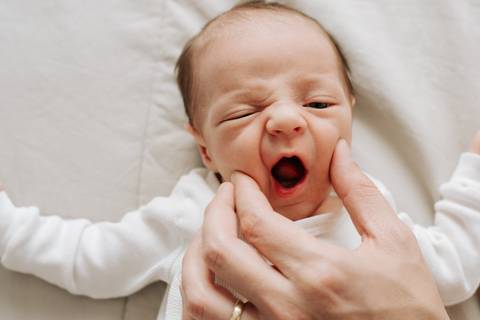 Ensaio newborn natural, ensaio newborn lifestyle, ensaio newborn em casa, ensaio acompanhamento bebês, São José do Rio Preto, Ana Rocchi Fotografia'