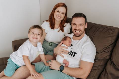 Ensaio newborn natural, ensaio newborn lifestyle, ensaio newborn em casa, ensaio acompanhamento bebês, ensaio bebê e família, São José do Rio Preto, Ana Rocchi Fotografia'