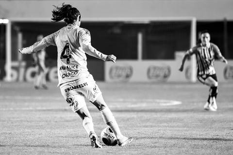 Ana, zagueira das Sereias da Vila'