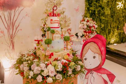 Bolo Chapeuzinho Vermelho '