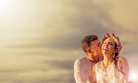 noiva sorrindo no ensaio'