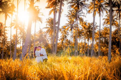 foto de revista, noivos no ensaio'