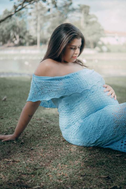 Gestante no Parque das Águas Jacob Simião em Piraquara Paraná'