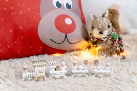 Cenário de natal com enfeites e brinquedos de Natal Em Piraquara e Curitiba Paraná'