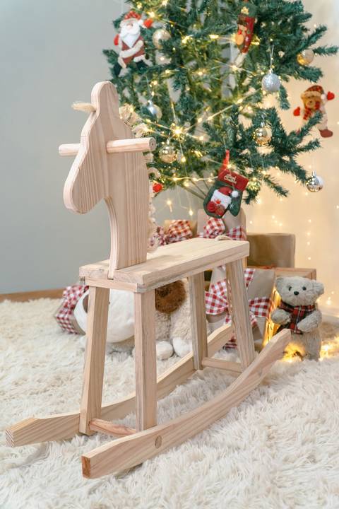 Cenário de natal com enfeites e brinquedos de Natal Em Piraquara e Curitiba Paraná'