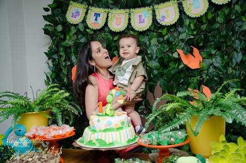 Ensaio temático dinossauro Festa Infantil Bh Festa dinossauro Fotografia de família Ensaio bebê '